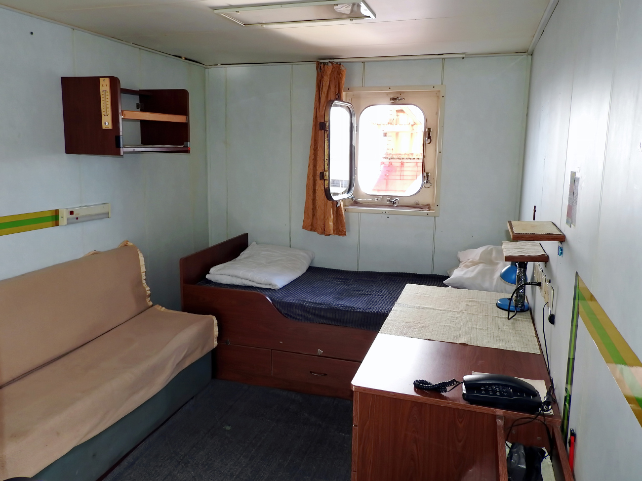 Анастасия. Internal compartments