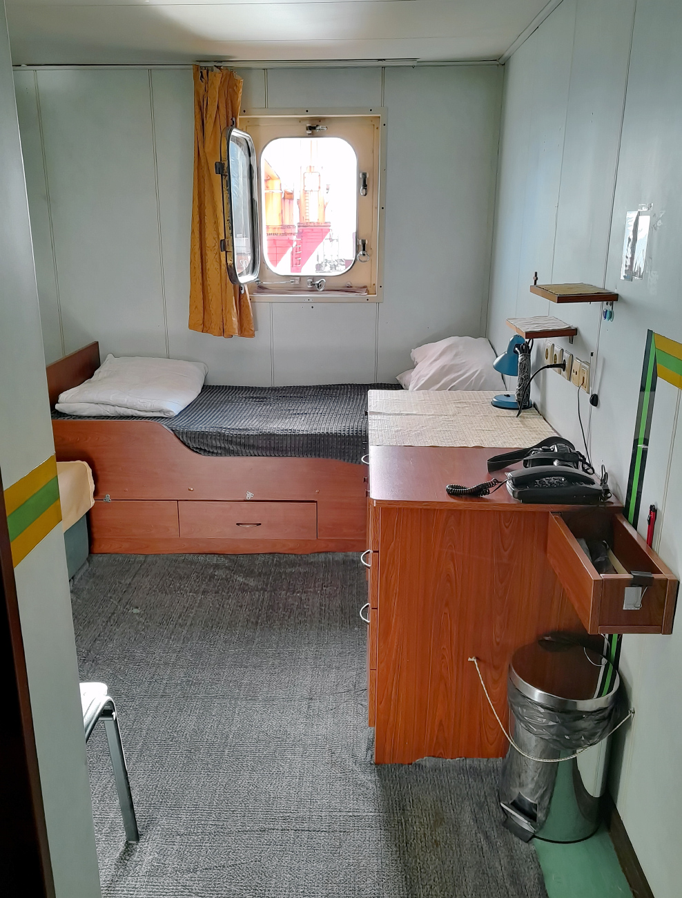 Анастасия. Internal compartments