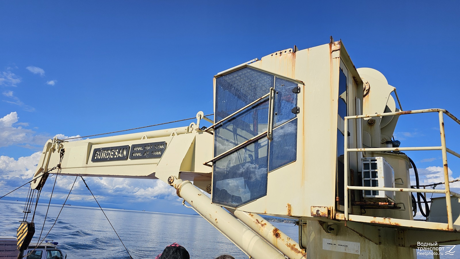 Адмирал Невельской. Elements and details