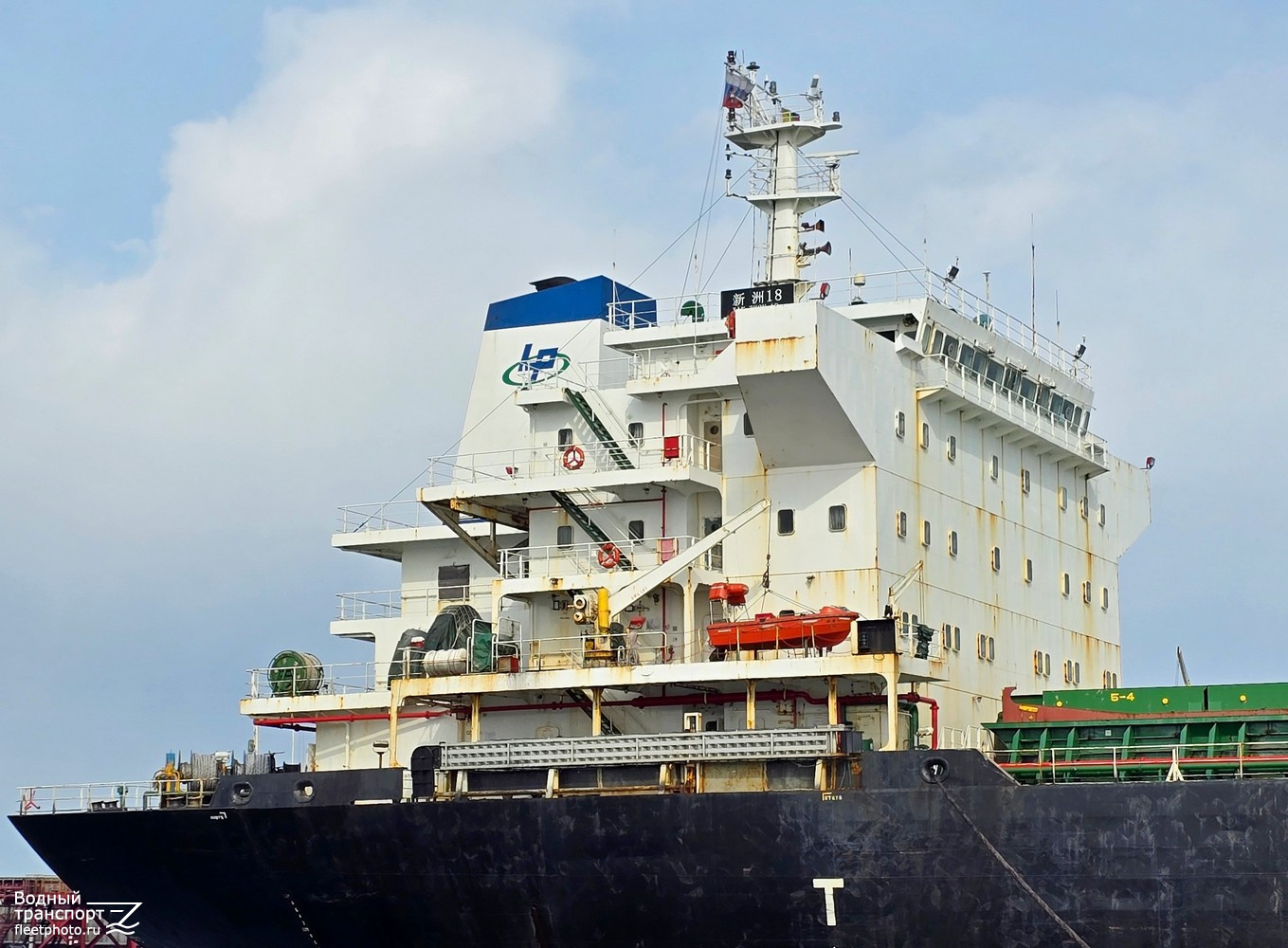 Xin Zhou 18. Vessel superstructures