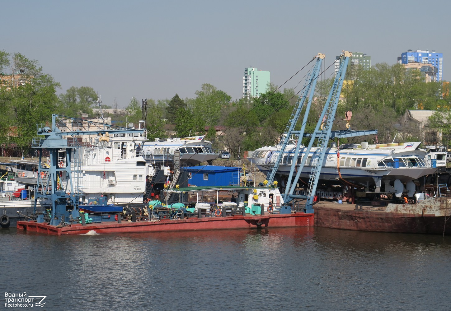 РТ-680, Плавкран-1, Сергей Торбин, Капитан Князев, БНТ-3701