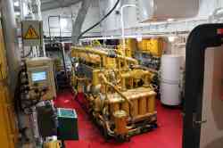 RT-712 (РТ-600 type, 1741А design, Krasnoyarsk); Miscellaneous — On-board photos — Internal compartments — Engine Rooms