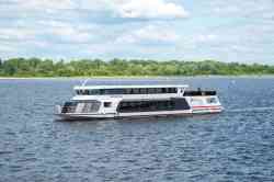Петергоф (Проект EM901 Ecocruiser-M,  тип Стрельна, Санкт-Петербург)