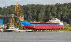 Плотовод-1 (Тип Плотовод, проект Р-33, Городец); Ставр (Тип Волго-Дон, проект 1565А, Таганрог)